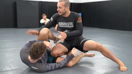 Lachlan Giles - Passing K-Guard (no gi)