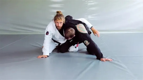 4 Adam Wardzinski - Half Butterfly Guard - Dogfight Position