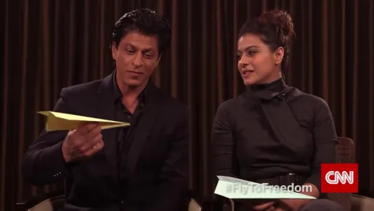 #ShahRukhKhan  and  #Kajol  help us spread awareness of modern slavery with a  #FlyToFreedom  pledge