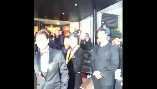 SRK at Grosvenor House in #London for #AsianAwards 2015