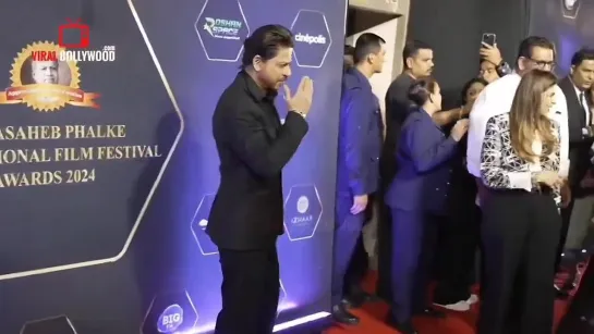 Video by SHAH RUKH KHAN & ALLU ARJUN // SRK & AA (18+)