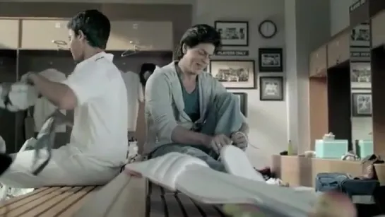 Shahrukh_Khan_UNIVERSITY_CRICKET_TVC