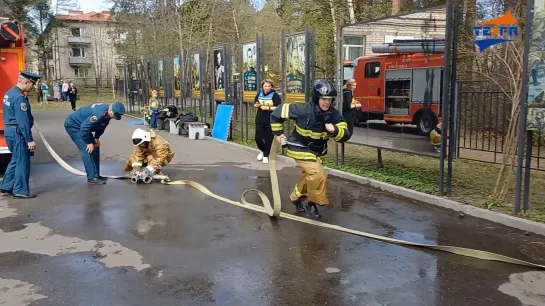 Городская тематическая эстафета "Папа, мама, я - пожарная семья!"