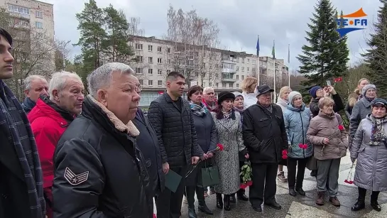 Мемориальная доска посвященная памяти Виктора Тимофеевича Шеянова