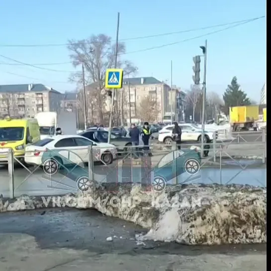 Трёхлетний ребёнок попал в больницу в результате столкновения двух легковушек в Казани