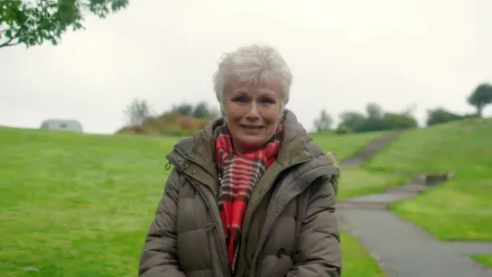 Coastal Railways With Julie Walters S01E04