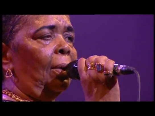 Cesaria Evora - Besame Mucho