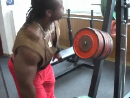 Chest Training with Clarence DeVis