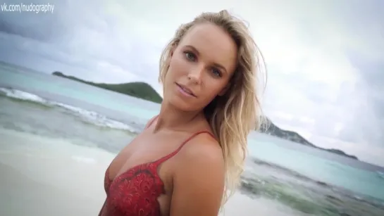 Голая Каролина Возняцки (Caroline Wozniacki) - Sports Illustrated Swimsuit Issue 2016 (1080p)