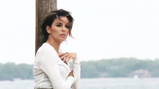 Ева Лонгория (Eva Longoria) в фотосессии для журнала InStyle (2015) 1080p