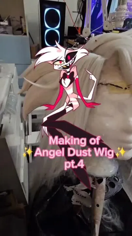 Making an Angel Dust Wig  Pt.4 - Styling the frontpart We can see an end! This part is about styling and d...axing after all the