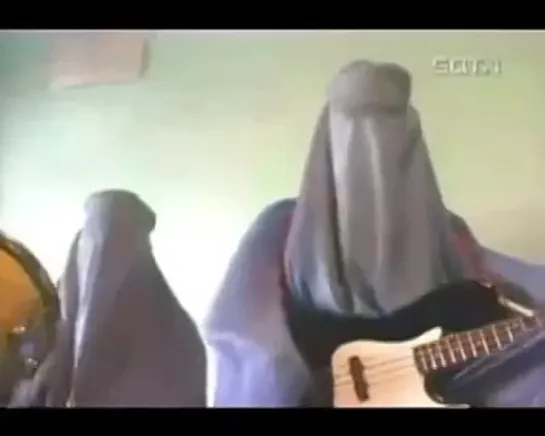 Burqa Band —женская рок группа из Афганистана