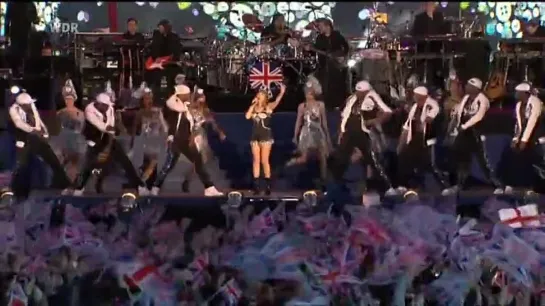 Kylie Minogue - ''Hit Medley Live'' (The Queen's Diamond Jubilee BBC Concert 2012)