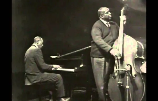 Willie Dixon – "Bassology" (1966)