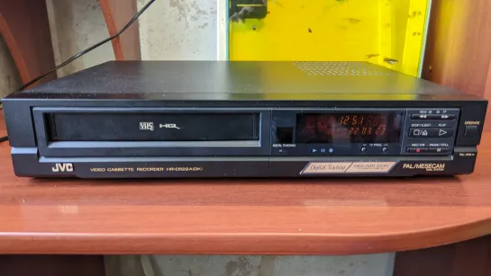 JVC HR-D522A(DK) Video Cassette Recorder - Перемотка к началу и выброс кассеты