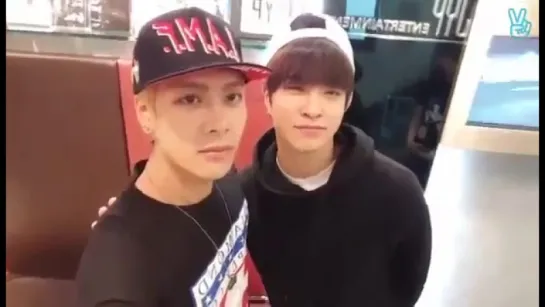 150813 [V] GOT7 Jackson Youngjae - Spot Live V APP