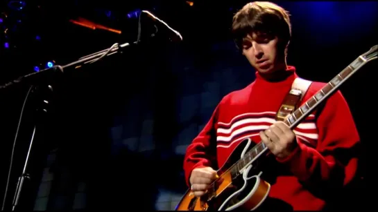 Oasis - Live Forever (Live Knebworth Sun) (1996)