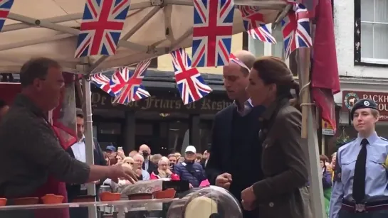 Princess Kate browsing market stall in Keswick