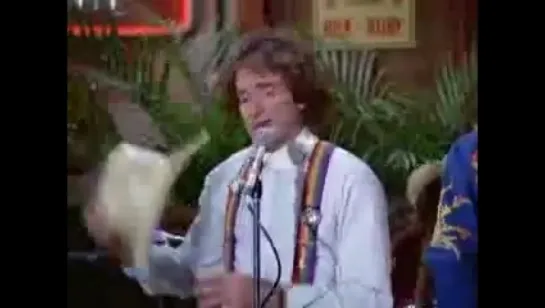 Robin Williams Sings This Heart Is Closed For Alterations