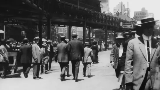 Surreal Old Timey Film Of New York City In 1911