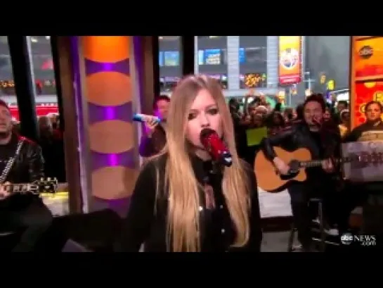 Avril Lavigne - Wish You Were Here (GMA 22-11-2011)