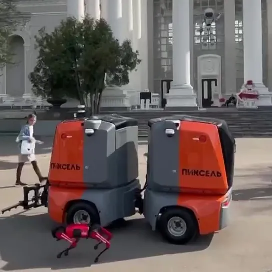 Как «Пиксель» подметает тротуары в Москве 👾