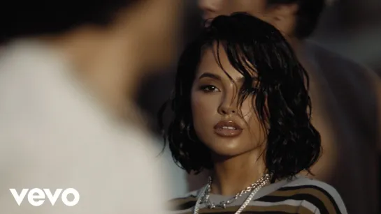 Becky G - COMO DIABLOS (Official Video)