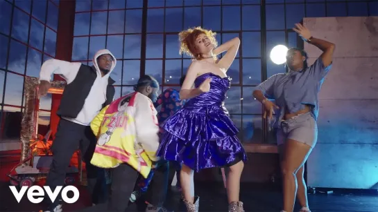 Kiesza - I Go Dance (Official Performance Video)