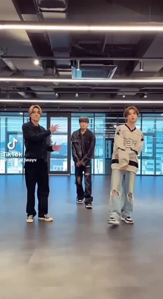 231114 WayV’s TikTok update