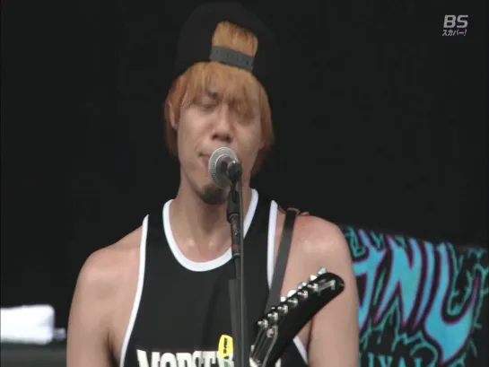 10-FEET 「その向こうへ」 Fuji Rock Festival 2015