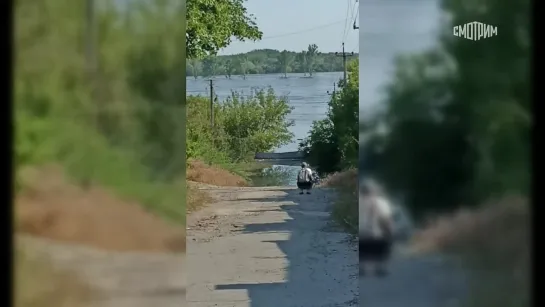 В Новой Каховке продолжается подъем уровня воды, идет эвакуация жителей