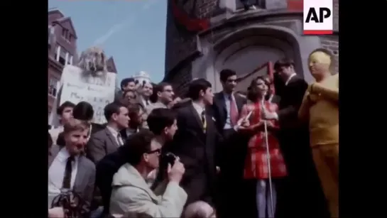 Natalie Wood Collecting "Worst Actress" Award at Harvard 1966