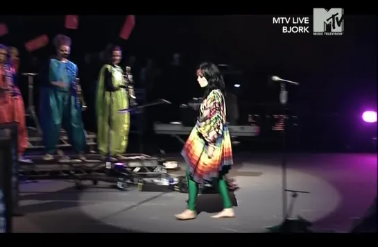 Björk - Pluto - live at Roskilde Festival (2007) - Bjork