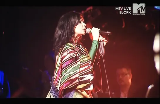 Björk - Army Of Me - live at Roskilde Festival (2007) - Bjork