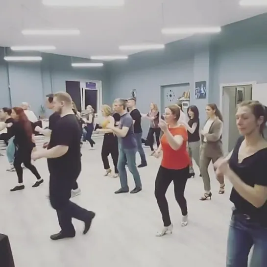 Музыкальная лекция в Be Salsa