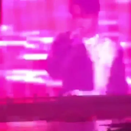 [FANCAM] 190615 @ Мировой тур " KEEP SPINNING" in Seoul D-1