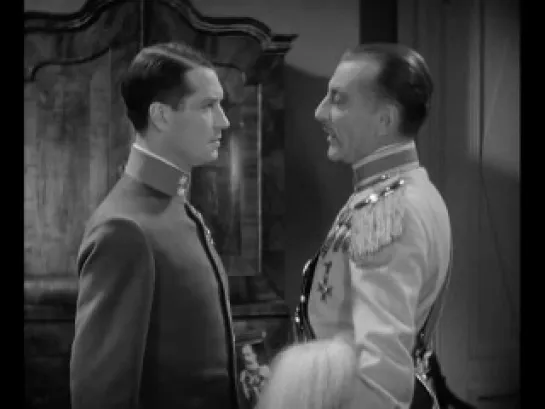 The Smiling Lieutenant (1931)