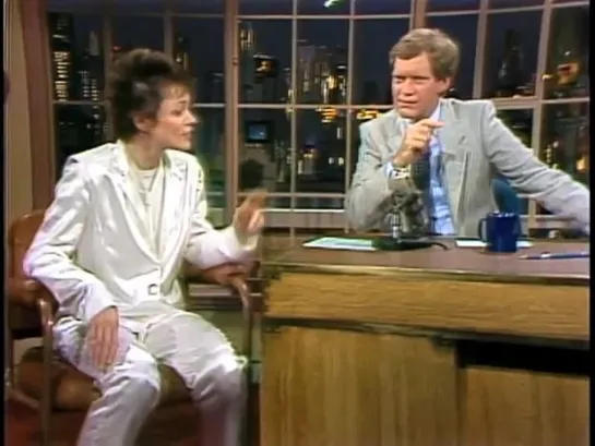 Laurie Anderson - on Letterman 1984