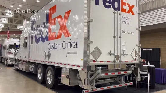 Cascadia with Shower and Kitchen Bolt Sleeper 2023 FEDEX Custom Critical Freightliner Truck.mp4