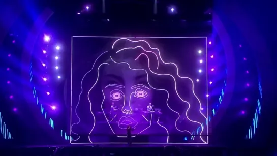 Disclosure, Lorde and AlunaGeorge perform Royals-White Noise - BRIT Awards 2014 (1)