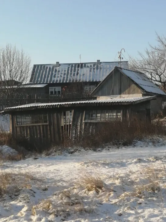 Аварийное состояние навеса над родником (п.Невьянское Алапаевский район, 2020 год)