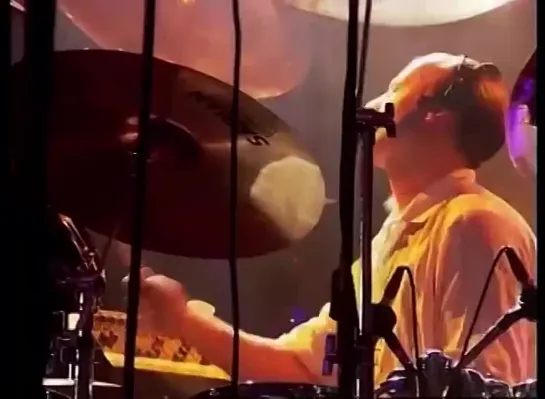 Phil Collins - The West Side (live 1990) - drum cam