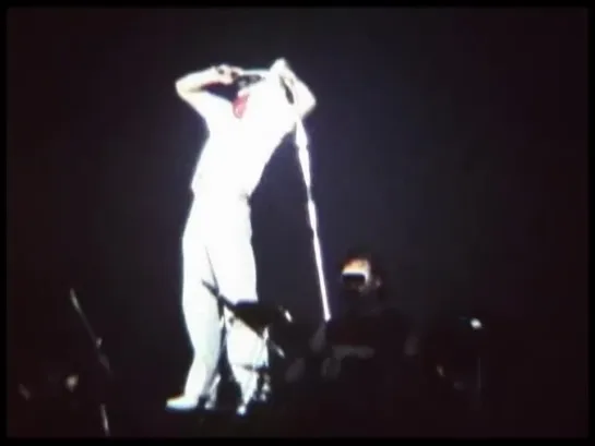 Genesis - 1982-09-22 Live at the Deeside Leisure Centre, Wales - Encore Tour [Audience Video]