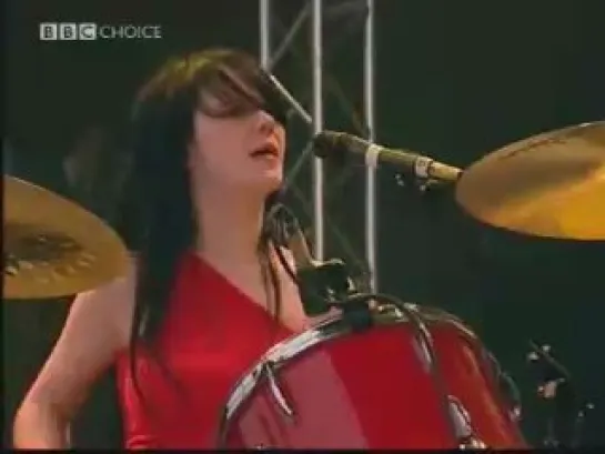 The White Stripes - Hotel Yorba