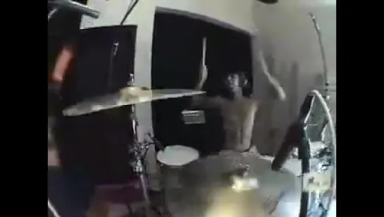 Travis Barker Remix Soulja Boy "Crank That"