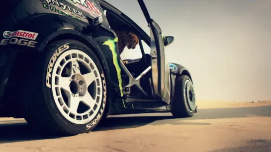 Ken Blocks Ultimate Exotic Playground in Dubai _ Gymkhana _ Ford Performance