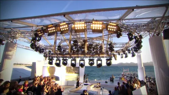 Panic Station (Le Grand Journal de Cannes 2013)