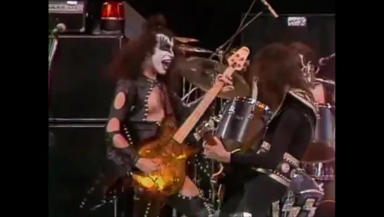 KISS - Black Diamond.1975. LIVE