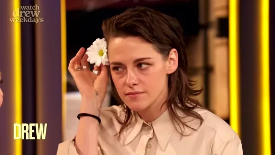 Kristen Stewart and Drew Barrymore Bond Over Love of Minivans : The Drew Barrymore Show