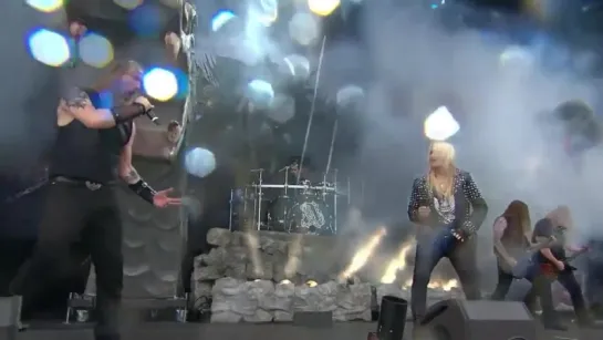 Amon Amarth with Doro Pesch- A Dream That Cannot Be  (Rock am Ring 2016)